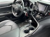 Used 2021 Toyota Camry SE image 3