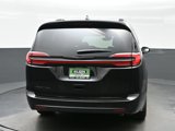 New 2025 Chrysler Pacifica Select image 5