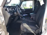 Used 2023 Jeep Gladiator Sport image 3