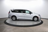 Certified 2024 Chrysler Pacifica Touring-L image 5