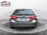 Used 2020 Toyota Camry SE image 4