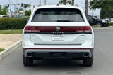 New 2025 Volkswagen Atlas Peak Edition SE image 5