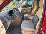 Used 2011 Kia Sedona LX image 3