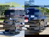 New 2025 Nissan Armada Platinum Reserve image 4