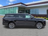 New 2025 Lincoln Navigator L Reserve image 3