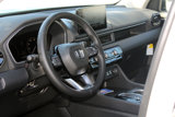 New 2025 Honda Pilot Touring image 4