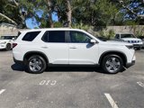 New 2025 Honda Pilot EX-L image 4