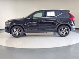 Used 2025 Volvo XC40 B5 Core image 5