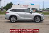 Used 2021 Toyota Highlander Limited image 4