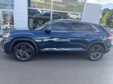 Certified 2022 Volkswagen Atlas Cross Sport SEL R-Line image 2