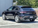 Certified 2025 Porsche Macan image 3
