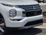 New 2025 Mitsubishi Outlander SE image 3