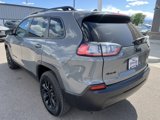 Used 2023 Jeep Cherokee Altitude Lux image 3