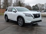 New 2025 Nissan Pathfinder Platinum image 6