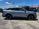Used 2024 Kia Sorento S image 5