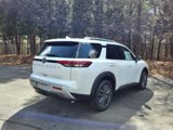 New 2025 Nissan Pathfinder SL w/ SL Premium Package image 5