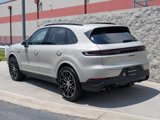 New 2025 Porsche Cayenne E-Hybrid image 3