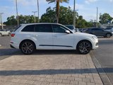 Used 2024 Audi Q7 3.0T Prestige image 3