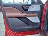 New 2025 Lincoln Aviator Reserve w/ Luxury Package image 4