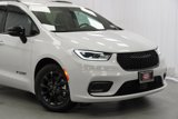 New 2025 Chrysler Pacifica Select image 3