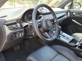 Used 2025 Porsche Macan image 4
