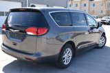 Used 2022 Chrysler Voyager LX image 5