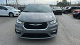 New 2025 Chrysler Pacifica Select image 3