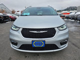 Used 2022 Chrysler Pacifica Touring-L image 6