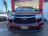Used 2016 Toyota Highlander XLE image 3