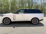 New 2025 Land Rover Range Rover SE image 4