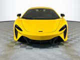 Used 2025 McLaren Artura image 2