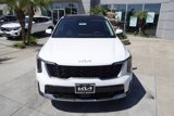 Certified 2025 Kia Sorento EX w/ Panoramic Sunroof Package image 4