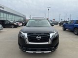New 2025 Nissan Pathfinder SL image 2