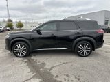 New 2025 Nissan Pathfinder Platinum w/ Cargo Package image 4