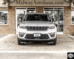 Used 2023 Jeep Grand Cherokee 4WD 4xe image 2