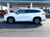 Used 2023 Toyota Highlander XLE image 2