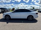 Used 2019 Volkswagen Jetta R-Line w/ R-Line Cold Weather Package image 2