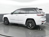 New 2025 Jeep Grand Cherokee Summit image 3