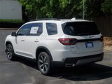 New 2025 Honda Pilot Elite image 3