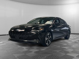 Used 2023 Hyundai Elantra Limited image 3
