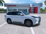 Used 2021 Lexus LX 570 4WD w/ 3rd Row & Luxury Pkg image 3