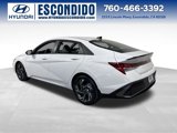New 2025 Hyundai Elantra SEL image 3