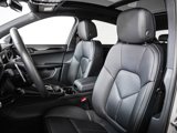 Certified 2025 Porsche Macan image 5
