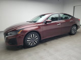 Used 2023 Nissan Altima 2.5 SV image 2