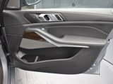 Used 2025 BMW X7 xDrive40i w/ Premium Package image 6