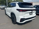 New 2025 Volkswagen Tiguan SE R-Line image 2