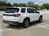 Used 2025 Honda Pilot Elite image 3