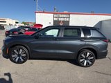 New 2025 Mitsubishi Outlander SE image 4