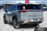 New 2025 Nissan Pathfinder Platinum image 3