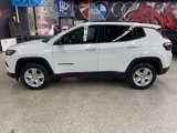 Used 2022 Jeep Compass Latitude image 2